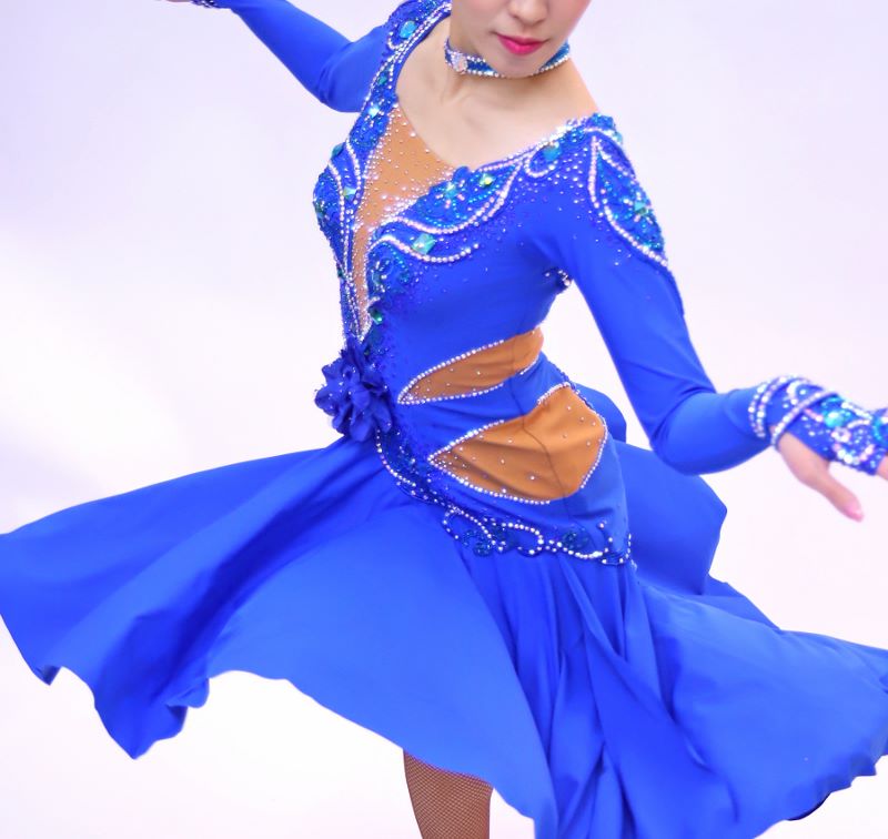 ブルー・青色の社交ダンス衣装・ドレス、ラテン用ドレス