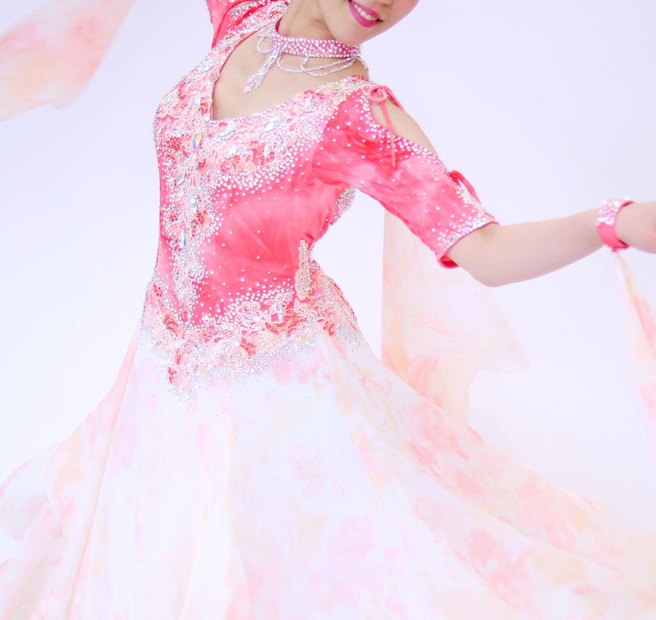 柄・ピンク色の社交ダンス衣装・ドレス、スタンダード・モダン用ドレス