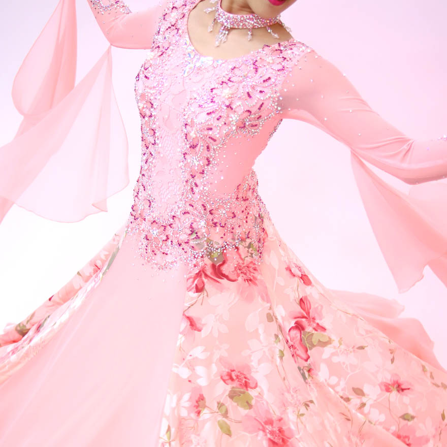 花柄・ピンク色の社交ダンス衣装・ドレス、スタンダード・モダン用ドレス