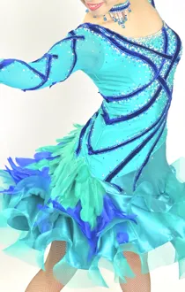 ラテンドレス3