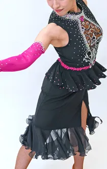 ラテンドレス1